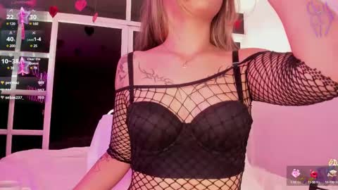 Snapshot of ariana_villada chatting on 19, 2, 2025 Ari online show from 19, 2, 2025