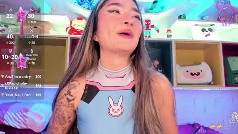 Snapshot of ariana_villada chatting on 2, 3, 2025 Ari online show from 2, 3, 2025