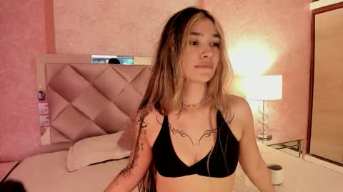 Snapshot of ariana_villada chatting on 27, 9, 2025 Ari online show from 27, 9, 2025