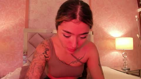 Ari online show from 3, 12, 2025