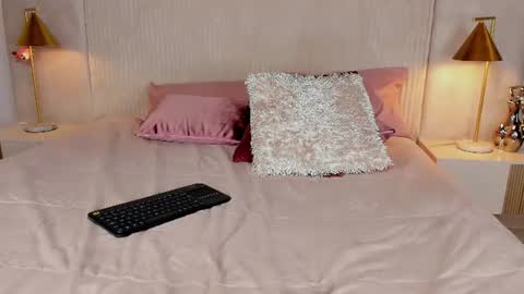 Snapshot of ariana_zc_ chatting on 24, 6, 2026 Susan online show from 24, 6, 2026