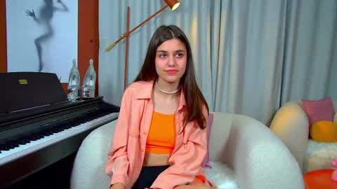 Snapshot of arianaallens chatting on 12, 10, 2025 Ariana online show from 12, 10, 2025