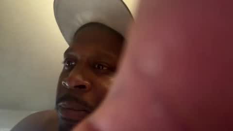 arianagrandeculo online show from 30, 11, 2025