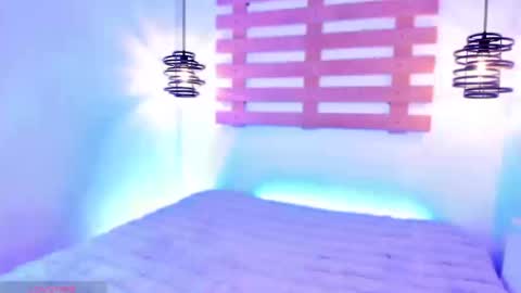 Ari  online show from 11, 9, 2025