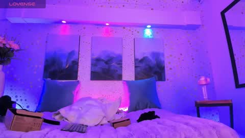 Ari  online show from 17, 9, 2025