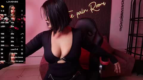 Snapshot of arianna__smith_ chatting on 12, 11, 2025 Arianna online show from 12, 11, 2025