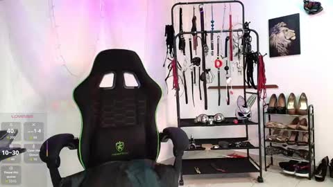 Arianna Connor online show from 7, 10, 2025