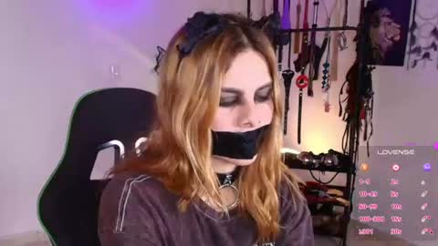 arianna_connorr online show from 17, 6, 2026