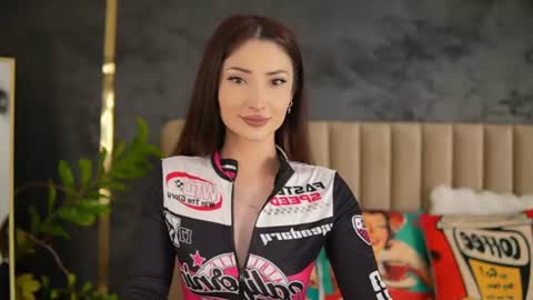 arianna_moonx online show from 13, 7, 2026