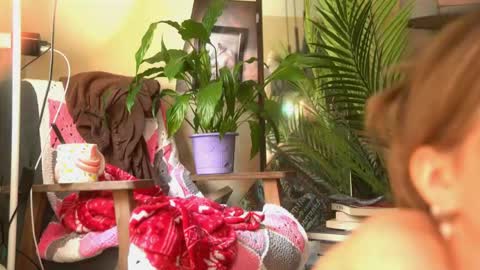 Snapshot of arianna_richi chatting on 5, 6, 2026 Olivka online show from 5, 6, 2026