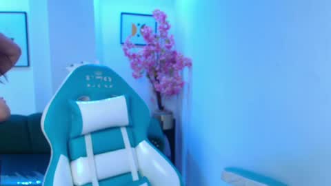 arianna_sweeet online show from 10, 4, 2026