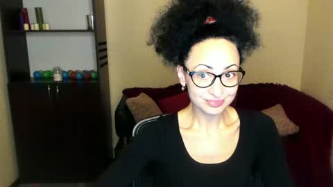 Snapshot of arianna_tifany chatting on 4, 1, 2025 Arianna online show from 4, 1, 2025