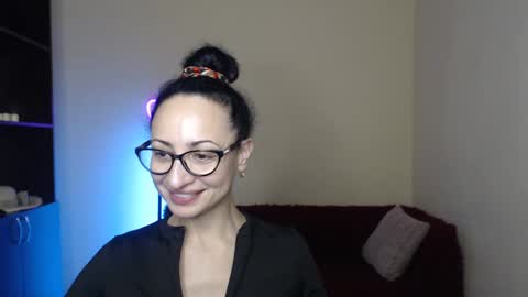 Snapshot of arianna_tifany chatting on 5, 2, 2025 Arianna online show from 5, 2, 2025