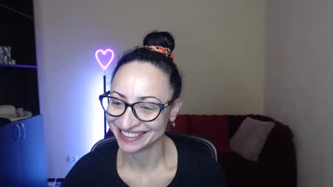 Snapshot of arianna_tifany chatting on 7, 2, 2025 Arianna online show from 7, 2, 2025