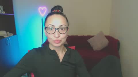 Snapshot of arianna_tifany chatting on 12, 2, 2025 Arianna online show from 12, 2, 2025