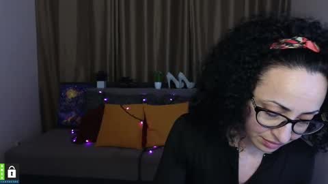 Snapshot of arianna_tifany chatting on 2, 3, 2025 Arianna online show from 2, 3, 2025