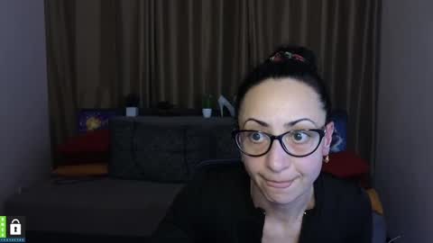 Snapshot of arianna_tifany chatting on 3, 3, 2025 Arianna online show from 3, 3, 2025