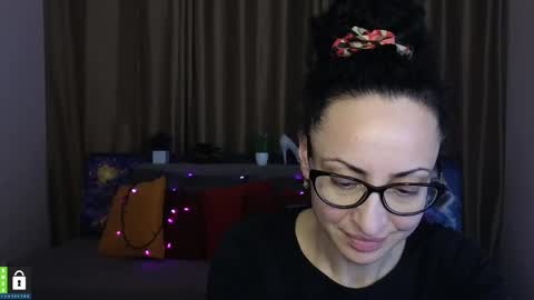 Snapshot of arianna_tifany chatting on 4, 3, 2025 Arianna online show from 4, 3, 2025