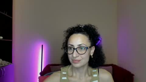 Snapshot of arianna_tifany chatting on 7, 3, 2025 Arianna online show from 7, 3, 2025