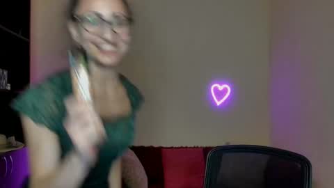 Snapshot of arianna_tifany chatting on 12, 3, 2025 Arianna online show from 12, 3, 2025