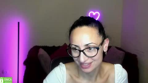 Snapshot of arianna_tifany chatting on 10, 9, 2025 Arianna online show from 10, 9, 2025