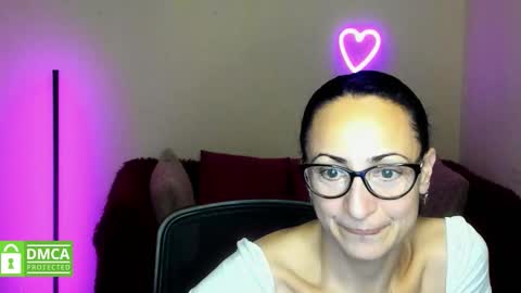 Snapshot of arianna_tifany chatting on 2, 10, 2025 Arianna online show from 2, 10, 2025