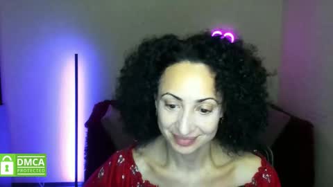 Snapshot of arianna_tifany chatting on 8, 11, 2025 Arianna online show from 8, 11, 2025
