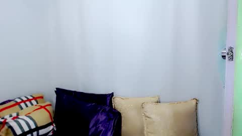 ARIANNE CUMS  online show from 2, 10, 2025