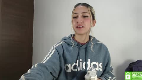 Ari Bunnie  online show from 2, 6, 2026