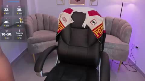 Snapshot of ariel_laurentt chatting on 19, 12, 2025 ariel online show from 19, 12, 2025