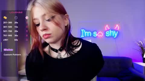 Snapshot of arielabradberry chatting on 16, 10, 2025 Ariel online show from 16, 10, 2025