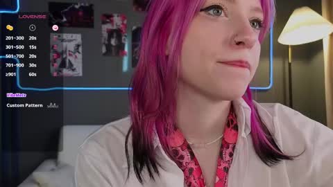 Snapshot of arielabradberry chatting on 8, 6, 2026 Ariel online show from 8, 6, 2026