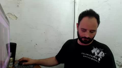 Snapshot of arield85 chatting on 11, 12, 2024 Ariel online show from 11, 12, 2024