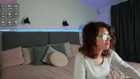Ariell Mini online show from 30, 5, 2026