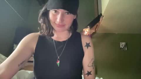 ariel  colin when hes here online show from 22, 2, 2026