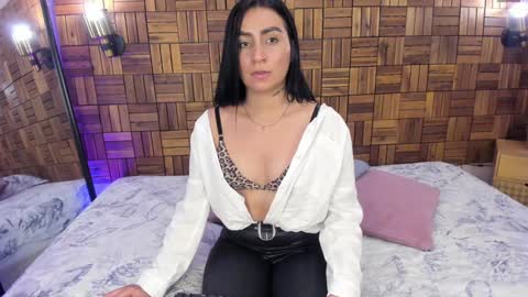Snapshot of ariiaa_1 chatting on 24, 1, 2025 ARIANNA online show from 24, 1, 2025