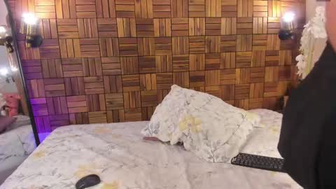 Snapshot of ariiaa_1 chatting on 15, 2, 2025 ARIANNA online show from 15, 2, 2025