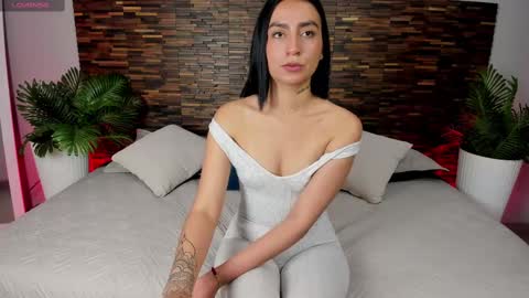 Snapshot of ariiaa_1 chatting on 10, 9, 2025 ARIANNA online show from 10, 9, 2025