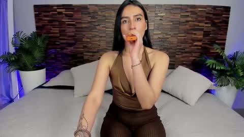 Snapshot of ariiaa_1 chatting on 11, 10, 2025 ARIANNA online show from 11, 10, 2025