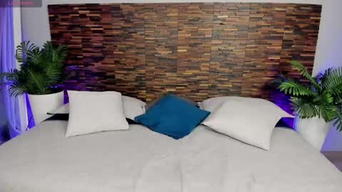 Snapshot of ariiaa_1 chatting on 15, 10, 2025 ARIANNA online show from 15, 10, 2025