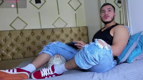 Ariies13 online show from 19, 9, 2025