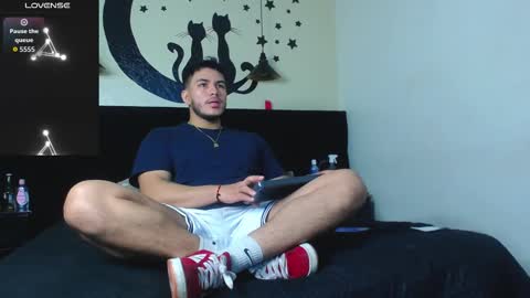 Ariies13 online show from 16, 2, 2026