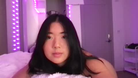 Snapshot of aristanbelle chatting on 9, 11, 2025 Aristan Belle online show from 9, 11, 2025