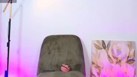 Snapshot of arivega chatting on 20, 7, 2026 Nice to meet you thumb up me please its important I LOOK MY BIO DOWN online show from 20, 7, 2026
