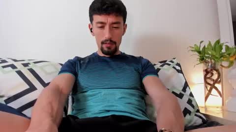 Snapshot of arleymoren chatting on 18, 11, 2025 Arley Moren online show from 18, 11, 2025