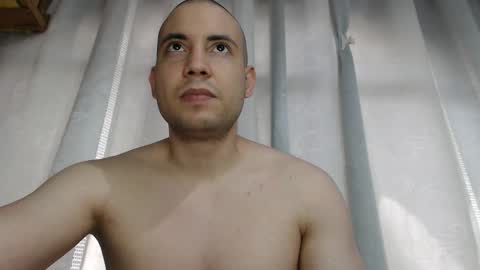 Snapshot of armando_2002 chatting on 31, 10, 2025 ARMANDO online show from 31, 10, 2025