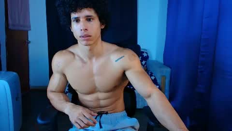 Snapshot of arnold_black69 chatting on 10, 7, 2026 arnold black online show from 10, 7, 2026