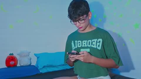 Arnold online show from 3, 12, 2024