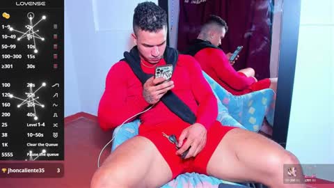 Snapshot of arnold_sexy_hot98 chatting on 7, 1, 2025 arnold sexy hot98 online show from 7, 1, 2025