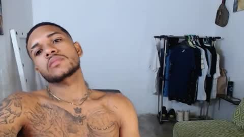 aron_7 online show from 1, 2, 2025